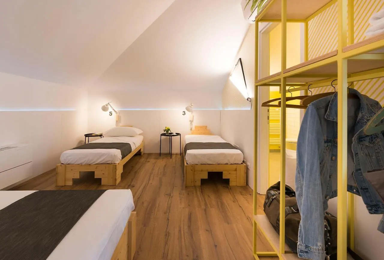 Gabanel Bike Hostel Bussolengo Italien