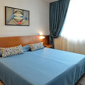מלון Krystal, בוסולנגו