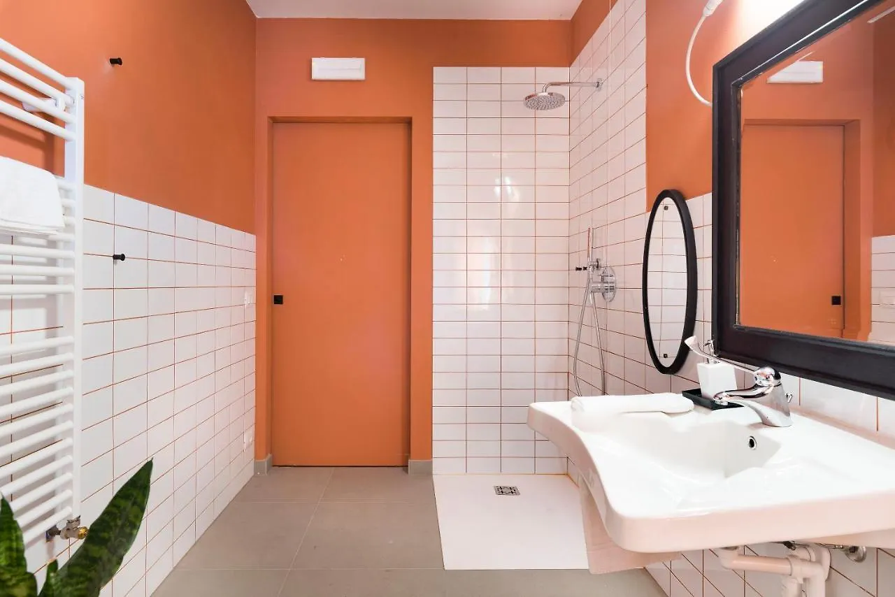 בוסולנגו Gabanel Bike Hostel